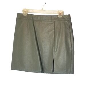 NWT Le‎ Lis Collection Sage Faux Leather Mini Skirt Front Slit Zipper Large